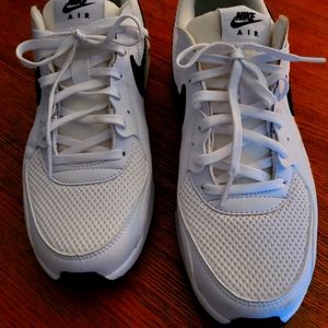 Nike Air Max Sneakers 8.5 worn 2x